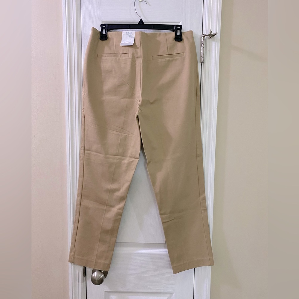 Dress pants - Picture 3 of 3